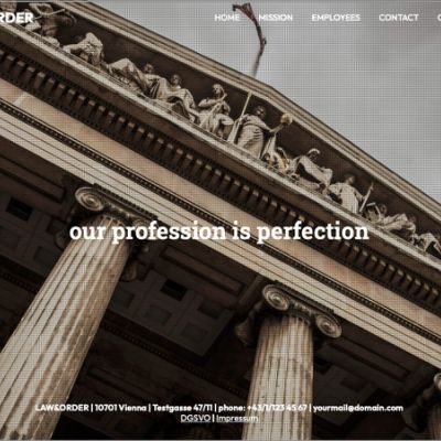 LAWYER